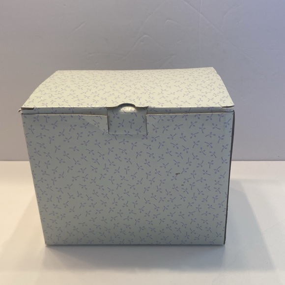 NEW! Cherished Teddies, Betty Lou, Special Delivery - Picture 16 of 16